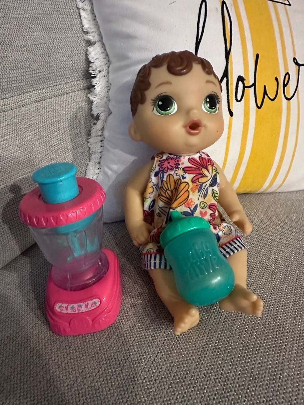 Baby Alive: Lil' Sips Baby 12-Inch Doll Brown Hair, Green Eyes with Bottle and D